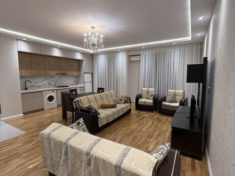 2 otaq · 80 m² · 8/15 mərtəbə, Neftçilər