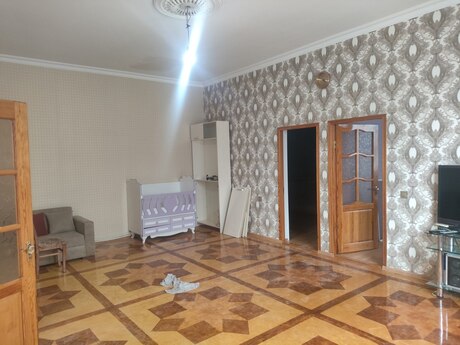 Memar Əcəmidə 4 otaqlı həyət evi kirayə verilir, 140 m², 600 AZN/ay, şəkil 3 / 12