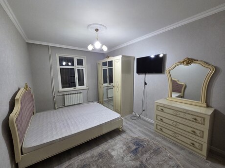 Azadlıq Prospektidə 2 otaqlı köhnə tikili mənzil satılır, 55 m², 157 000 AZN, şəkil 5 / 12