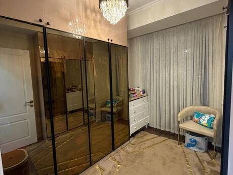 Продаётся 3-комнатная квартира в новостройке, Yeni Yasamal, 83 м², 264 000 AZN, фото 3 / 11