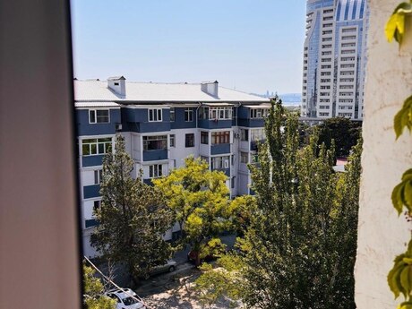 Продаётся 2-комнатная квартира в старом фонде, Həzi Aslanov, 43,4 м², 120 000 AZN, фото 3 / 11