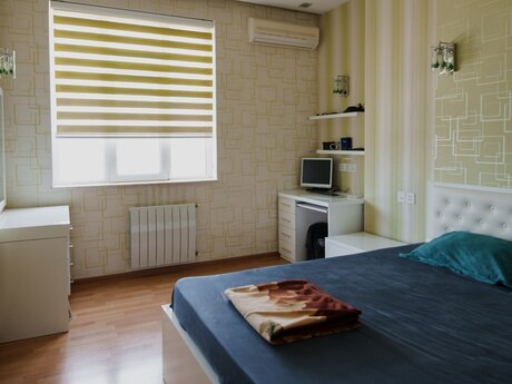3-room apartment, 100 m², Şah İsmayıl Xətai, 1 000 AZN