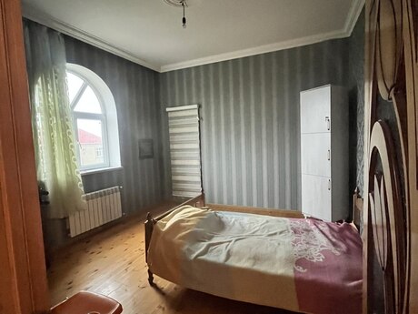 Сдаётся 4-комнатный дом, Binəqədi, 170 м², 200 AZN/мес, фото 3 / 6