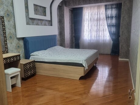 3 otaq · 100 m²