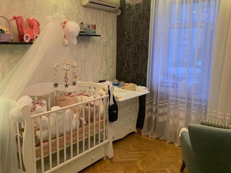 Memar Əcəmidə 3 otaqlı köhnə tikili mənzil satılır, 80 m², 143 000 AZN, şəkil 3 / 6