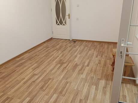 2-room old-build apartment for sale in Xalqlar Dostluğu, 68 m², 155 000 AZN, photo 2 / 8