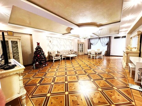 4 otaq · 230 m² · 11/22 mərtəbə, Gənclik