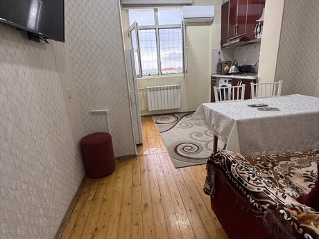 Продаётся 2-комнатная квартира в старом фонде, 7-ci mikrorayon, 50 м², 137 000 AZN, фото 5 / 12