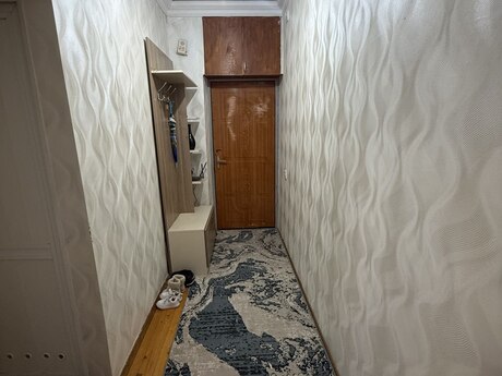 2 rooms · 50 m² · floor 9/9, 7-ci mikrorayon