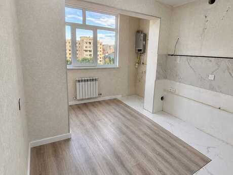 Gənclikdə 2 otaqlı köhnə tikili mənzil satılır, 70 m², 220 000 AZN, şəkil 4 / 8