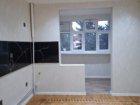 3-room old-build apartment for sale in 9-cu mikrorayon, 82 m², 240 000 AZN, photo 3 / 12