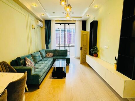 Elan №6531917 - Bakı, Qara Qarayev m., 3 otaqlı, 65 m², 12/17 mərtəbə