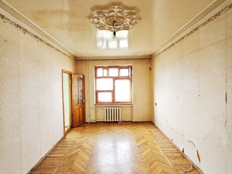 3-room old-build apartment for sale in Neftçilər, 78 m², 203 000 AZN, photo 3 / 12