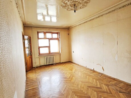 3-room old-build apartment for sale in Neftçilər, 78 m², 203 000 AZN, photo 2 / 12