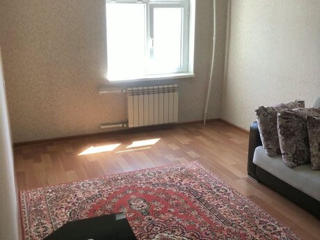 Köhnə Günəşlidə 2 otaqlı köhnə tikili mənzil kirayə verilir, 68 m², 550 AZN/ay, şəkil 3 / 12