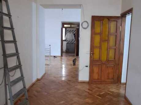 İçəri Şəhərdə 5 otaqlı köhnə tikili mənzil satılır, 200 m², 650 000 AZN, şəkil 3 / 11