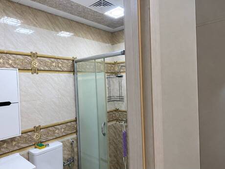 İnşaatçılarda 2 otaqlı yeni tikili mənzil kirayə verilir, 70 m², 700 AZN/ay, şəkil 5 / 5