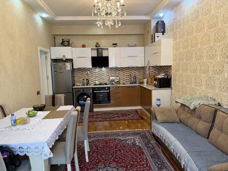 3 otaq · 78 m² · 2/17 mərtəbə, Azadlıq Prospekti