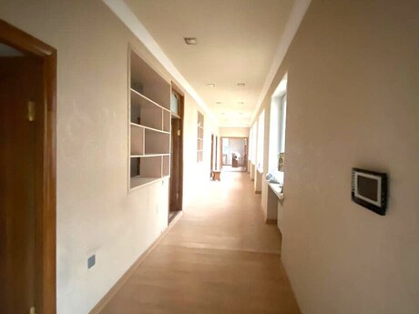 Bakıxanovda 4 otaqlı həyət evi kirayə verilir, 130 m², 600 AZN/ay, şəkil 2 / 9