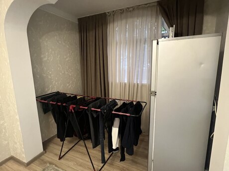 2-room old-build apartment for sale in Memar Əcəmi, 50 m², 149 500 AZN, photo 3 / 7