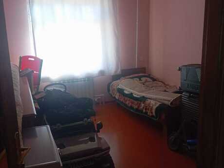 Объявление №6532343 - Баку, м. Халглар Достлугу, 4-комн., 95 м², 1/9 этаж