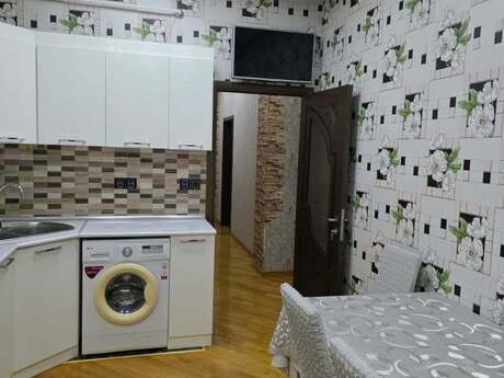 Yeni Bakı kompleksində 3 otaqlı yeni tikili mənzil kirayə verilir, 100 m², 550 AZN/ay, şəkil 5 / 12