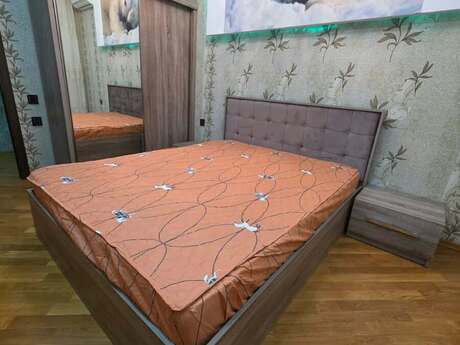Yeni Bakı kompleksində 3 otaqlı yeni tikili mənzil kirayə verilir, 100 m², 550 AZN/ay, şəkil 3 / 12