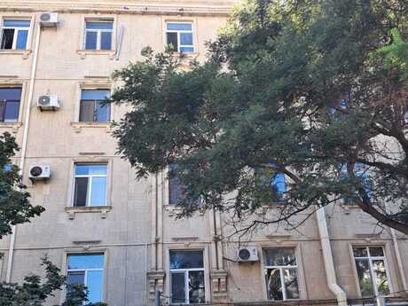 Объявление №6532344 - Баку, м. Элмляр Академиясы, 3-комн., 72 м², 2/5 этаж