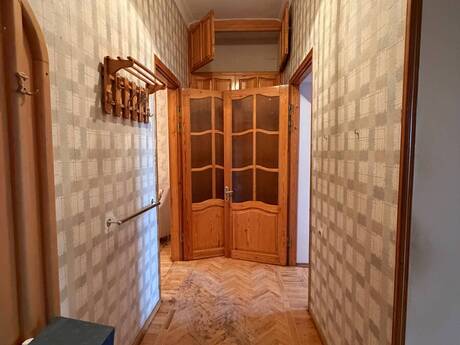 İçəri Şəhərdə 2 otaqlı köhnə tikili mənzil satılır, 60 m², 247 000 AZN, şəkil 3 / 12