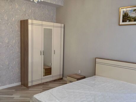 4-room new-build apartment for rent in İnşaatçılar, 185 m², 950 AZN/mo, photo 4 / 12