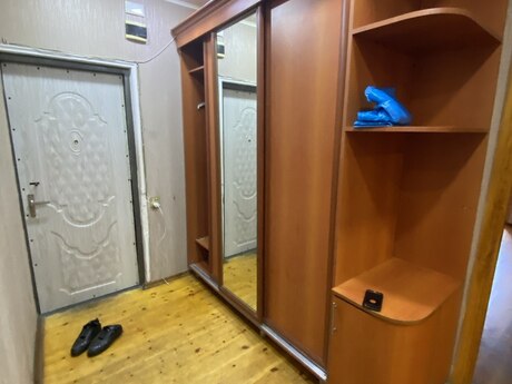 Сдаётся 4-комнатная квартира в старом фонде, İnşaatçılar, 110 м², 750 AZN/мес, фото 3 / 11