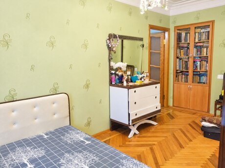 3-room old-build apartment for rent in Elmlər Akademiyası, 75 m², 799 AZN/mo, photo 4 / 7