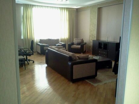 Elan №6532537 - Bakı, İçəri Şəhər m., 3 otaqlı, 135 m², 10/16 mərtəbə