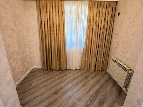 Продаётся 3-комнатная квартира в старом фонде, Neftçilər, 70 м², 208 000 AZN, фото 2 / 12
