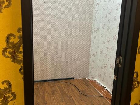 Sahildə 3 otaqlı köhnə tikili mənzil satılır, 90 m², 285 000 AZN, şəkil 5 / 12