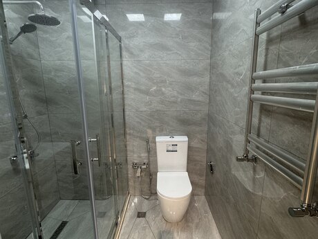 2-room new-build apartment for sale in Zəfər 2 residence, 46,1 m², 149 500 AZN, photo 3 / 5