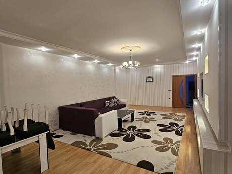 Продаётся 3-комнатная квартира в новостройке, ЖК İslam MTK Xətai, 190 м², 460 000 AZN, фото 2 / 12