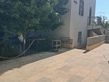 Badamdarda 4 otaqlı həyət evi kirayə verilir, 220 m², 1 300 AZN/ay, şəkil 3 / 12
