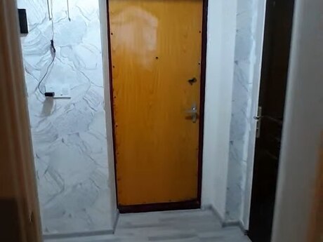 2-room old-build apartment for sale in Hövsan, 70 m², 123 000 AZN, photo 2 / 12