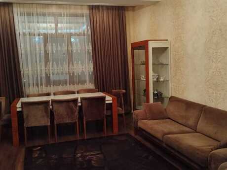 Elan №6532676 - Bakı, 28 May m., 3 otaqlı, 120 m², 12/18 mərtəbə