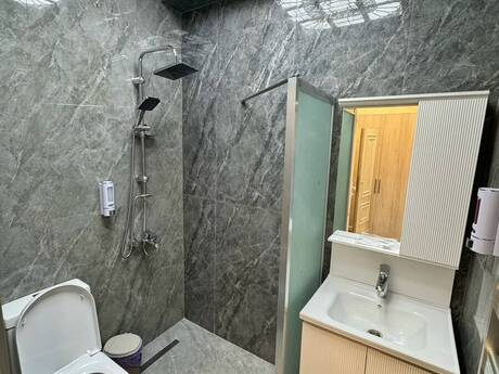 Nəriman Nərimanovda 1 otaqlı yeni tikili mənzil kirayə verilir, 45 m², 800 AZN/ay, şəkil 4 / 6