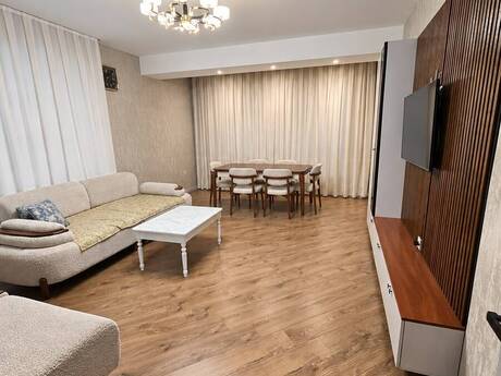 Elan №6532735 - Bakı, 28 May m., 3 otaqlı, 118 m², 6/14 mərtəbə
