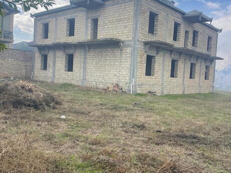 10 rooms · 500 m², Saray