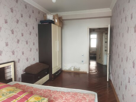 3-room new-build apartment for rent in İnşaatçılar, 130 m², 600 AZN/mo, photo 5 / 8