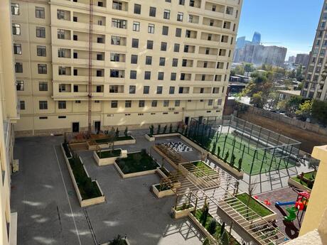 28 Mayda 3 otaqlı yeni tikili mənzil satılır, 144 m², 400 000 AZN, şəkil 5 / 12