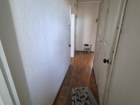2-room old-build apartment for sale in Yeni Günəşli, 60 m², 125 000 AZN, photo 2 / 9