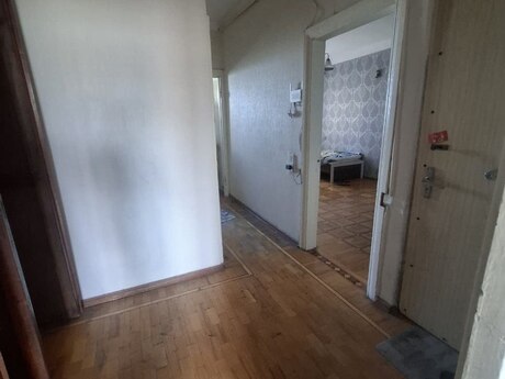 2-room old-build apartment for sale in Yeni Günəşli, 60 m², 125 000 AZN, photo 3 / 9