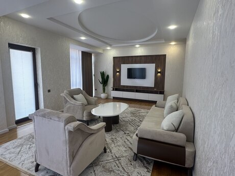 Объявление №6532907 - Баку, м. Ичеришехер, 4-комн., 170 м², 6/16 этаж