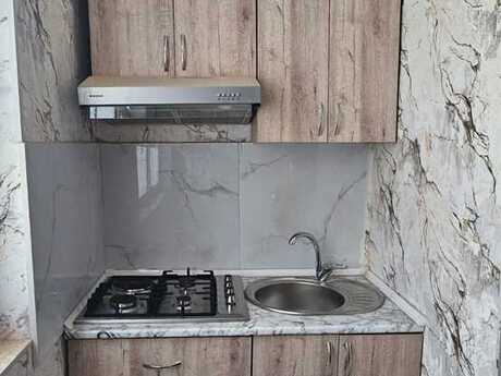 Qaraçuxurda 2 otaqlı köhnə tikili mənzil kirayə verilir, 50 m², 499 AZN/ay, şəkil 4 / 8
