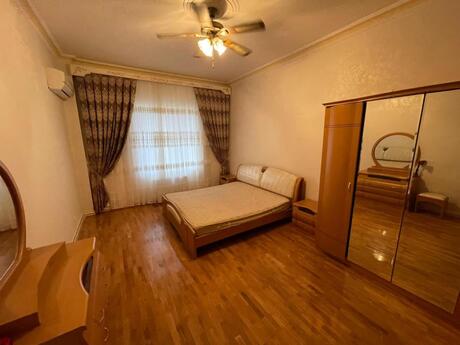 4 rooms · 160 m²